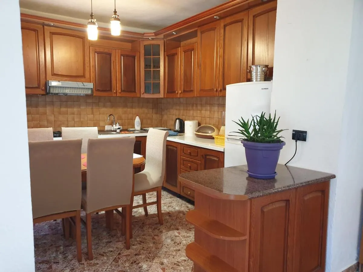 Eni'S Villa, 5Km From Shengjini Beach Lezhë